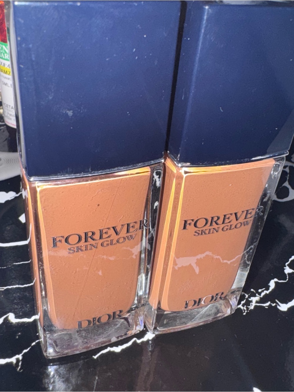 Dior Forever Skin Glow Foundation – Beige with Navy Cap 2 foundation